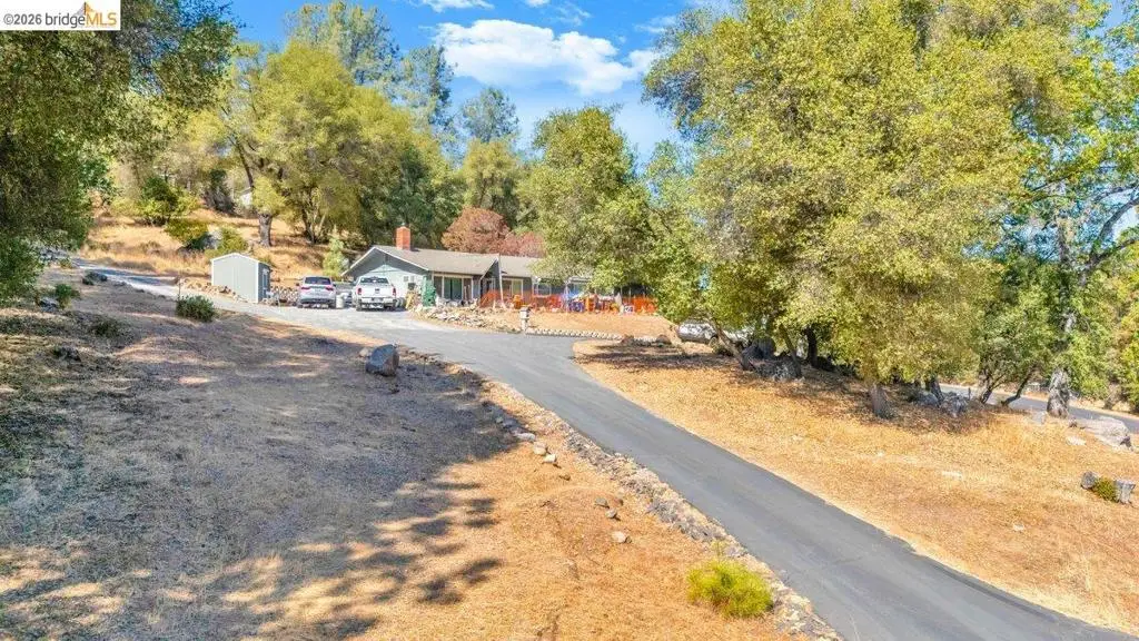 18036 Blue Bell Rd, Sonora, CA 95370 - #1