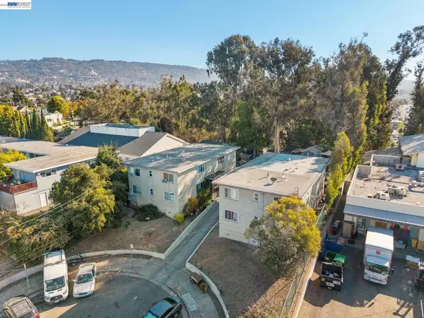 2820 Garden St, Oakland, CA 94601