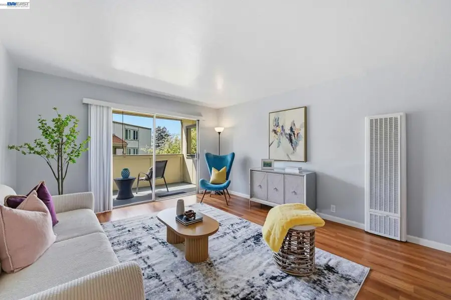 1510 E St #23, Hayward, CA 94541 - #3