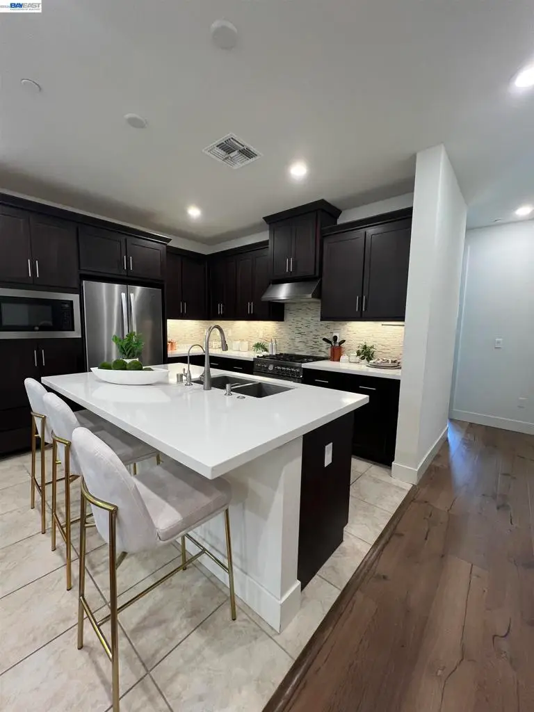 1233 Merry Loop, Milpitas, CA 95035 - #3