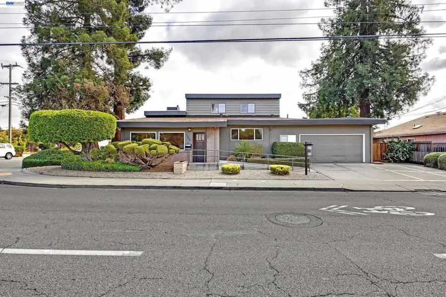 3905 Nichandros St, Castro Valley, CA 94546 - #2