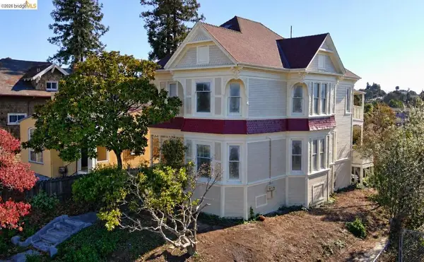 2602 12th, Alameda, CA 94606