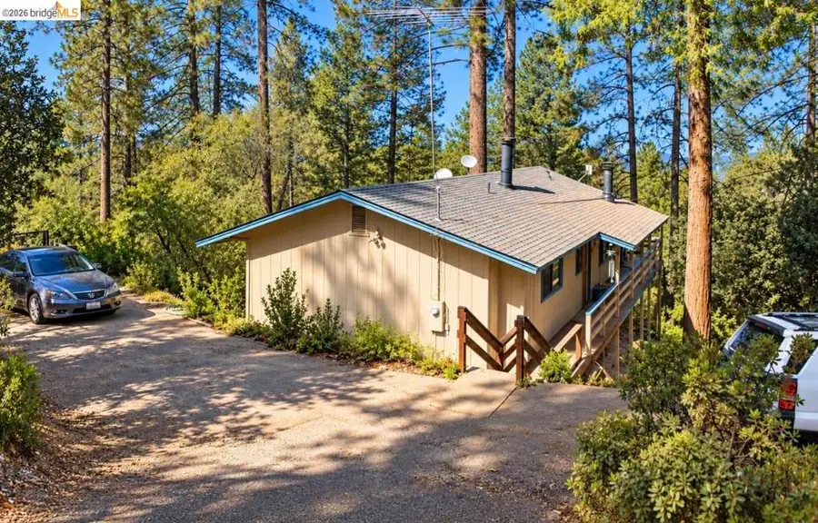 12016 Hillhurst Cir, Groveland, CA 95321 - #3