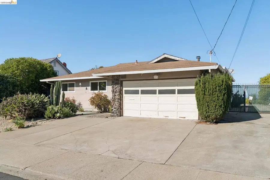754 Crestview Dr, Pinole, CA 94564 - #2