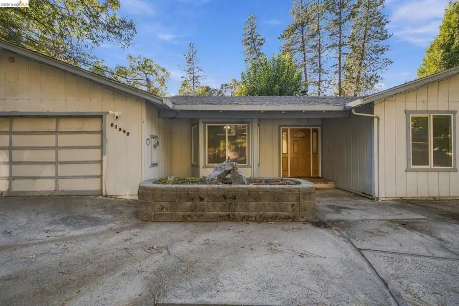 21392 Ridgeview Dr, Sonora, CA 95370 - #2