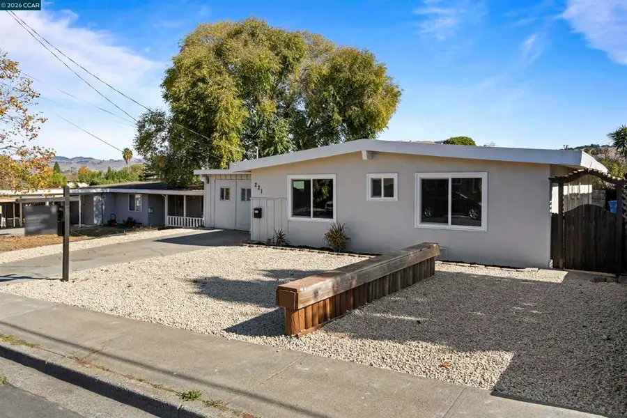 221 Los Altos Pl, American Canyon, CA 94503 - #3