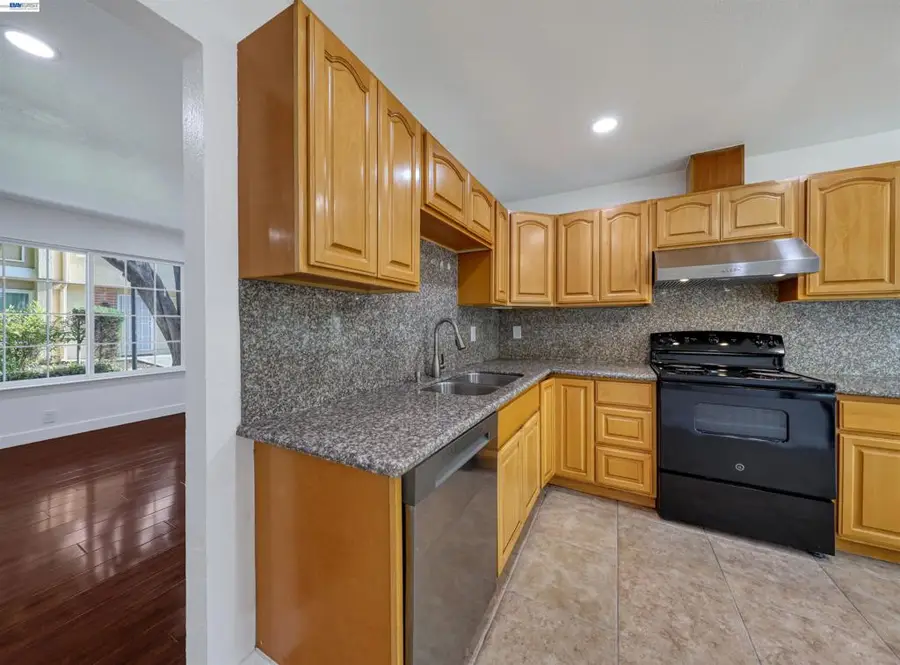 4228 Comet Cir, Union City, CA 94587 - #2