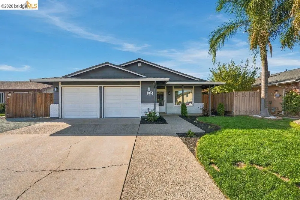 1051 Locust Ave, Manteca, CA 95337 - #1