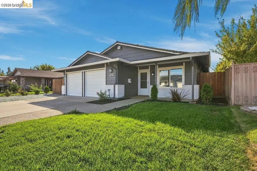 1051 Locust Ave, Manteca, CA 95337 - #2