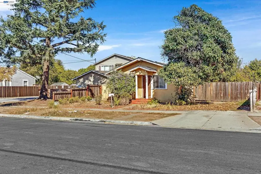 37062 Locust St, Newark, CA 94560 - #2