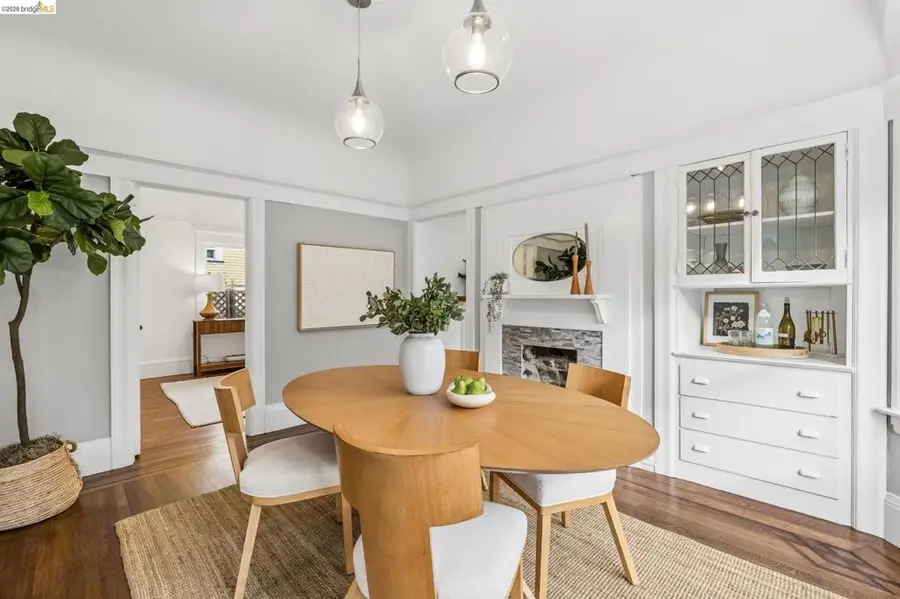 662 65th St, Oakland, CA 94609 - #2