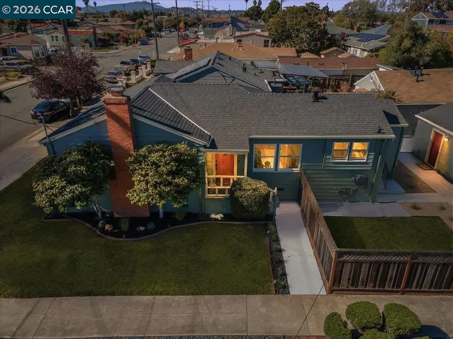 605 34th St, Richmond, CA 94805 - #2