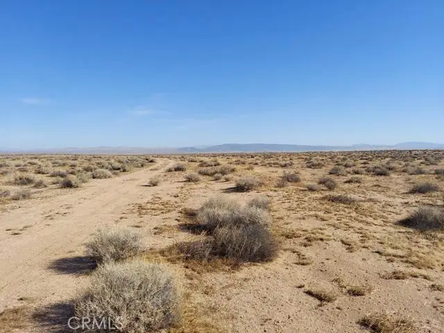 5 Harper Lake Road, Hinkley, CA 92347 - #2