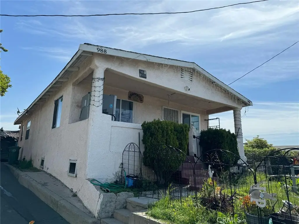 986 Gifford Avenue, East Los Angeles, CA 90063 - Image #1