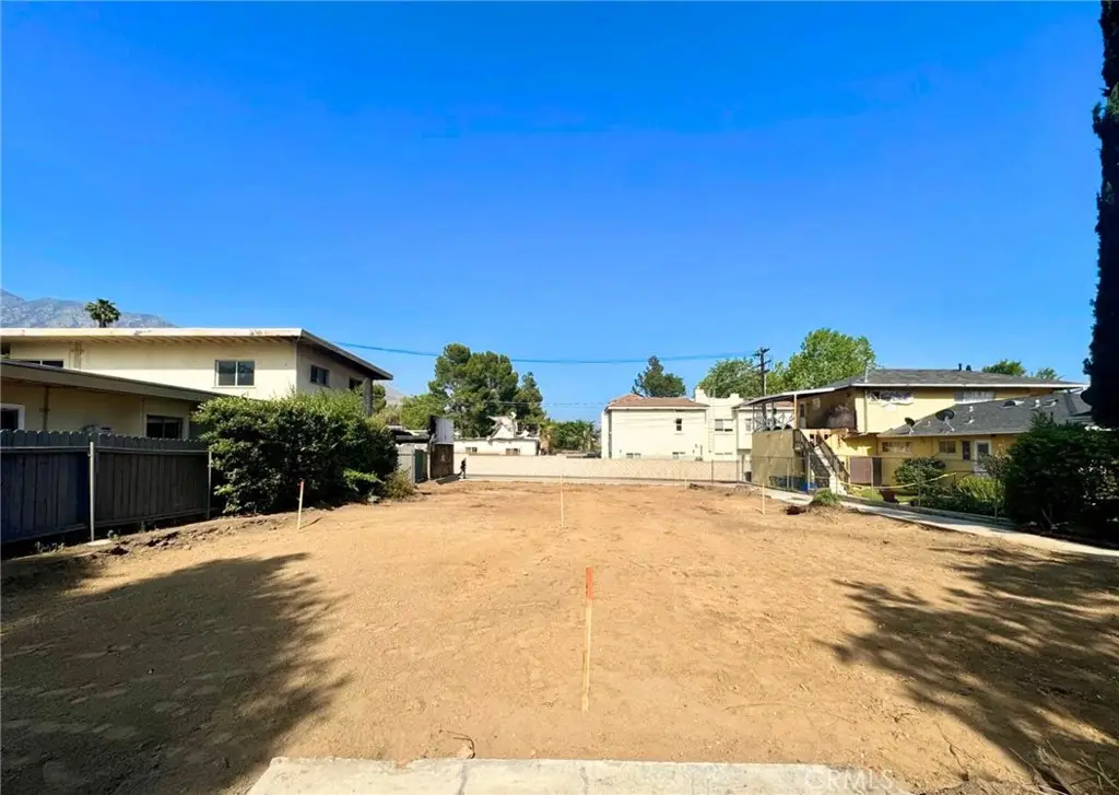 1210 North Altadena Drive, Pasadena, CA 91107 - Image #1