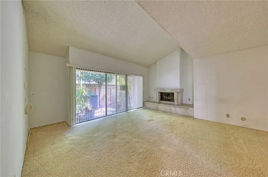 267 Linwood Avenue #E, Monrovia, CA 91016 - #3