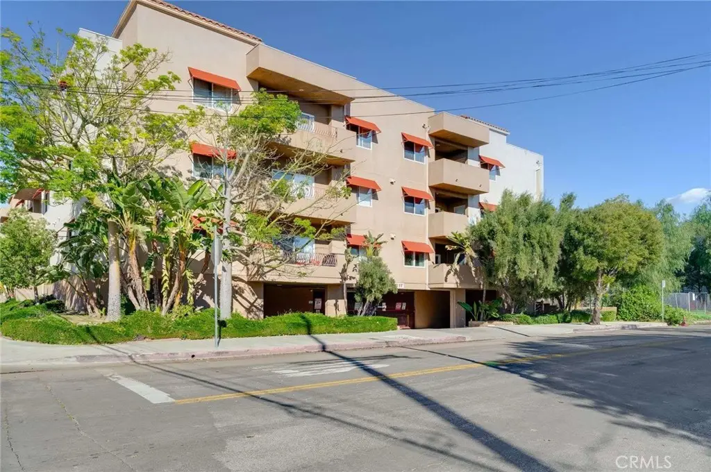 9610 Zelzah #301, Northridge, CA 91325 - #1