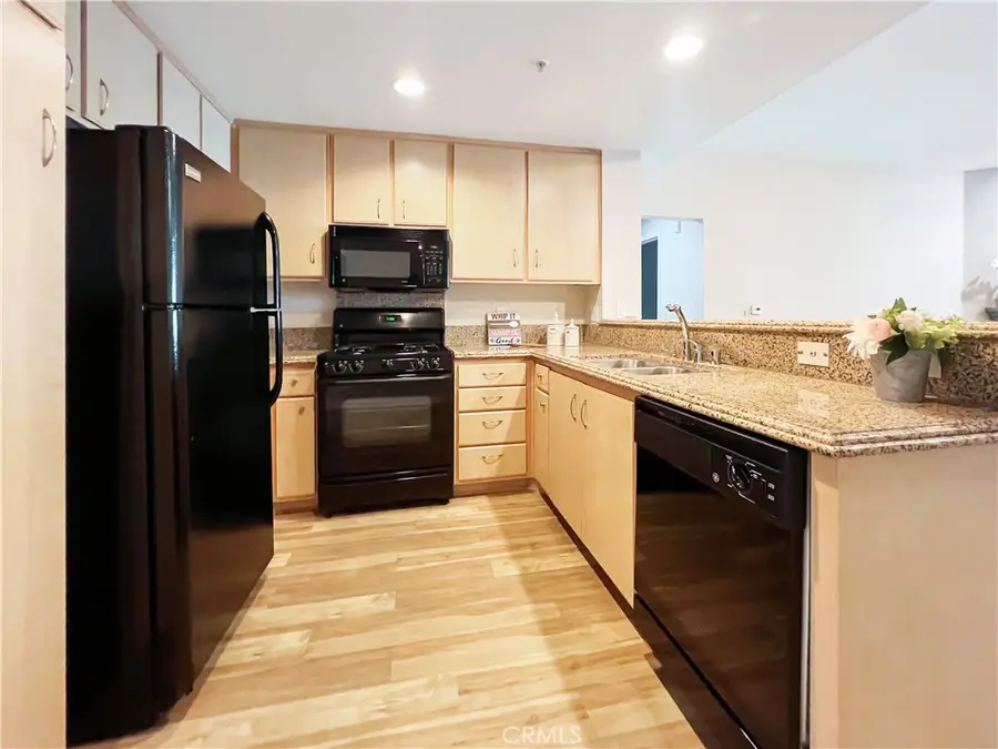 160 S Hudson #105, Pasadena, CA 91101 - Image #3