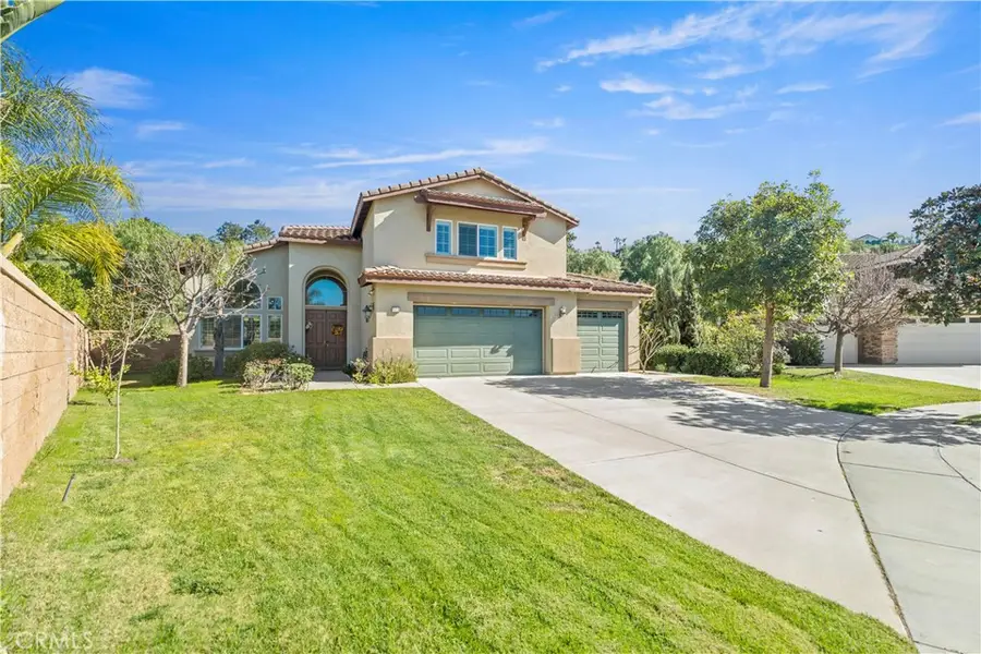 665 Barbre Circle, Corona, CA 92879 - Image #2