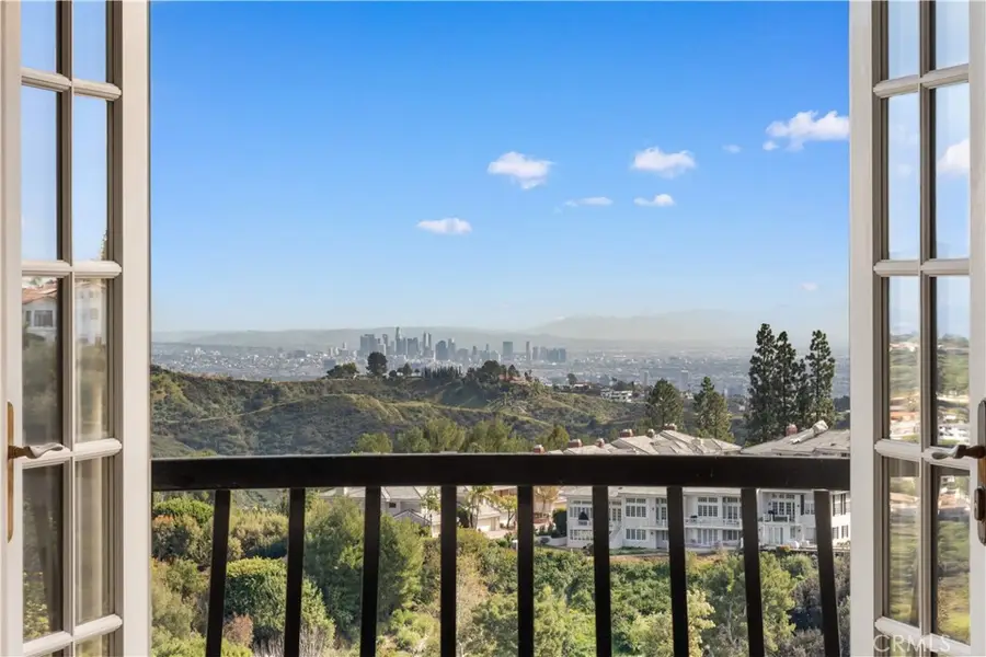 2282 Canyonback, Los Angeles, CA 90049 - #2
