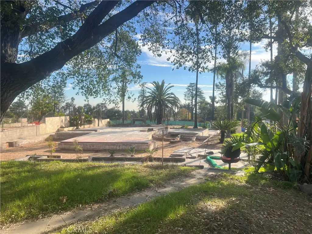 2574 Ganesha Avenue, Altadena, CA 91001 - #1