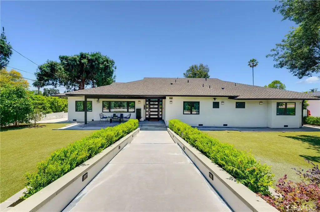 3890 Shadow Grove Road, Pasadena, CA 91107 - #1