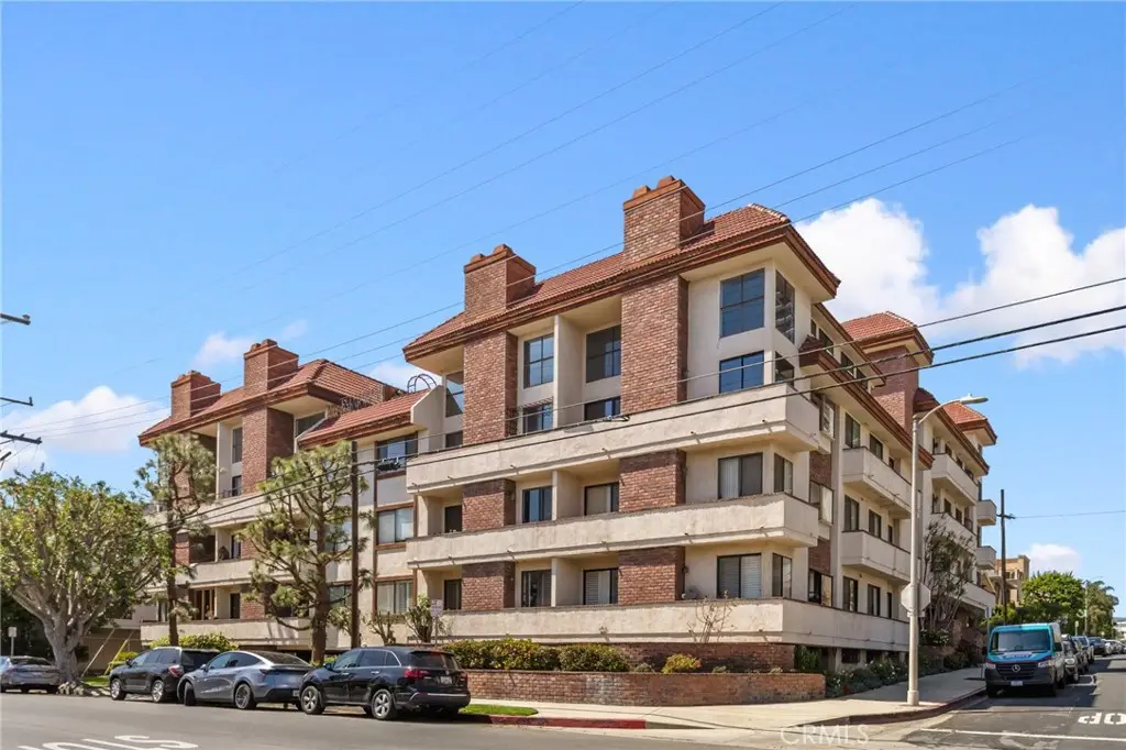 1271 Granville Avenue #102, Los Angeles, CA 90025 - #1