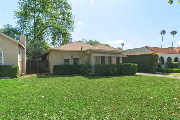 70 S Parkwood, Pasadena, CA 91107