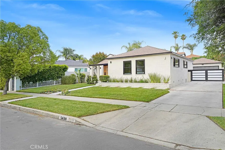 5430 Geyser Avenue, Tarzana, CA 91356 - #3