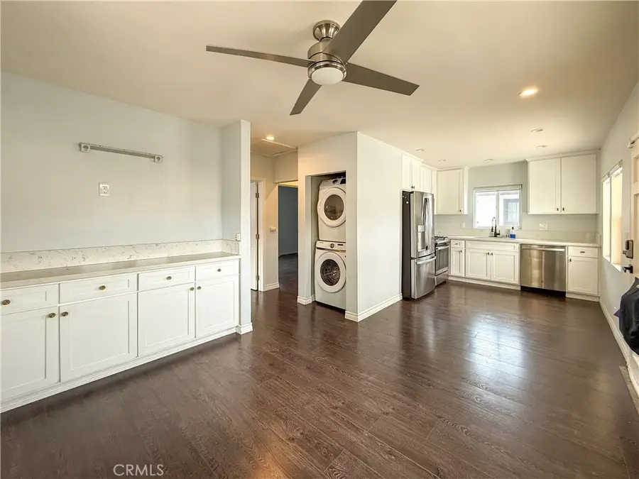 1032 S Mesa Street, San Pedro, CA 90731 - #3