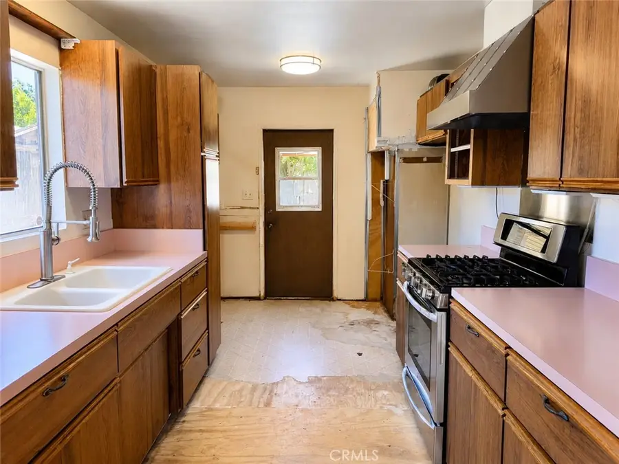 225 Madeline Drive, Monrovia, CA 91016 - #2