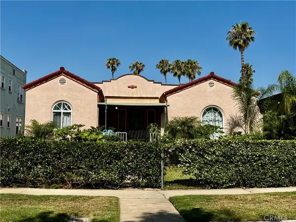 1553 N Commonwealth, Los Angeles, CA 90027