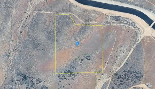 33000 130th Street W, Lancaster, CA 93536