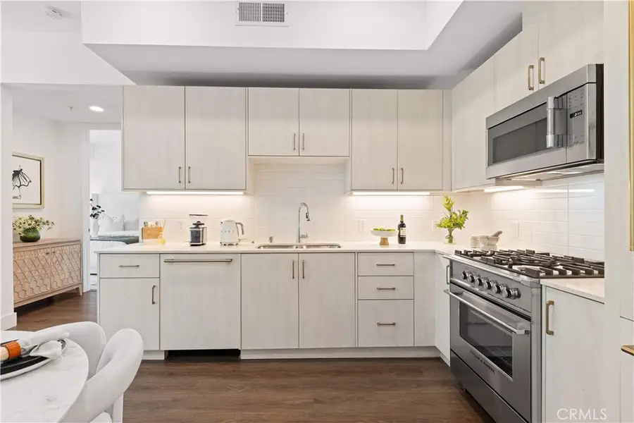 709 E Walnut Street #227, Pasadena, CA 91101 - #2