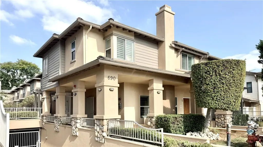 690 S Marengo, Pasadena, CA 91106 - #1