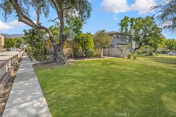 905 W Huntington Drive, Arcadia, CA 91007