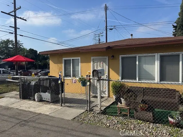 5523 Gotham Avenue, Bell Gardens, CA 90201 - #3