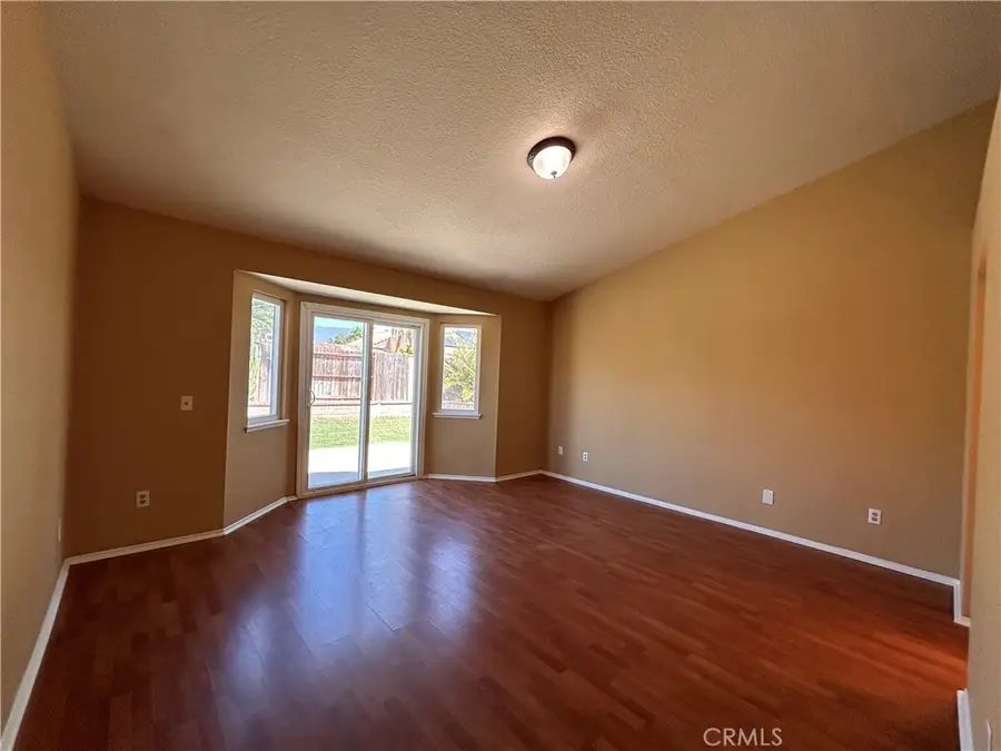 1210 W Cimarron, Rialto, CA 92377 - #2