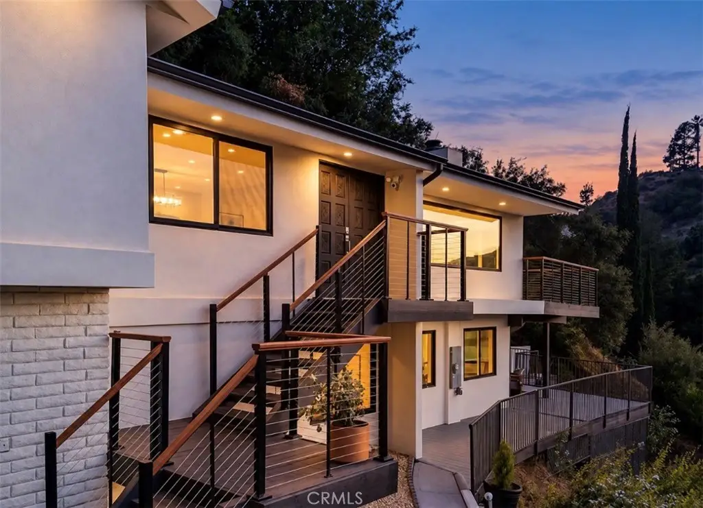 981 Glen Oaks Boulevard, Pasadena, CA 91105 - #1