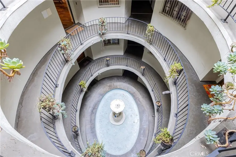 2260 N Cahuenga Boulevard #401, Los Angeles, CA 90068 - #2
