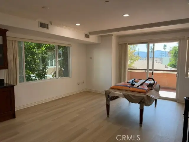 500 E Valencia #106, Burbank, CA 91501 - #2