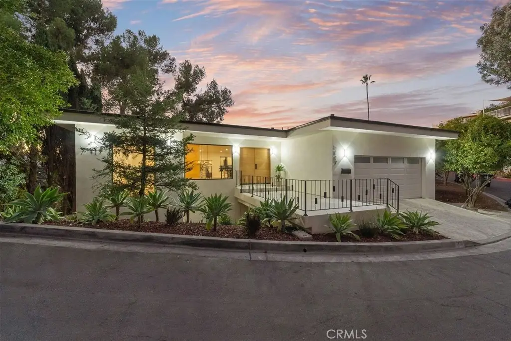 1117 Oberlin Drive, Glendale, CA 91205 - Image #1