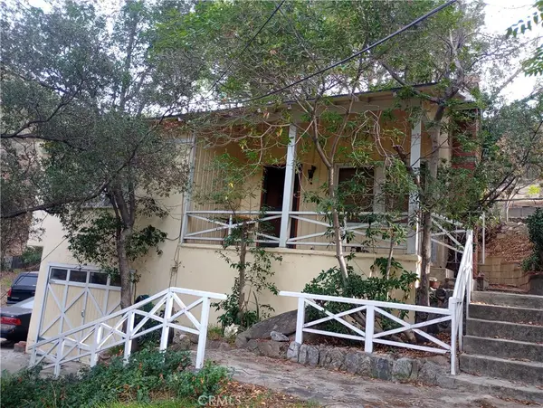 7916 Glenties Lane, Sunland, CA 91040