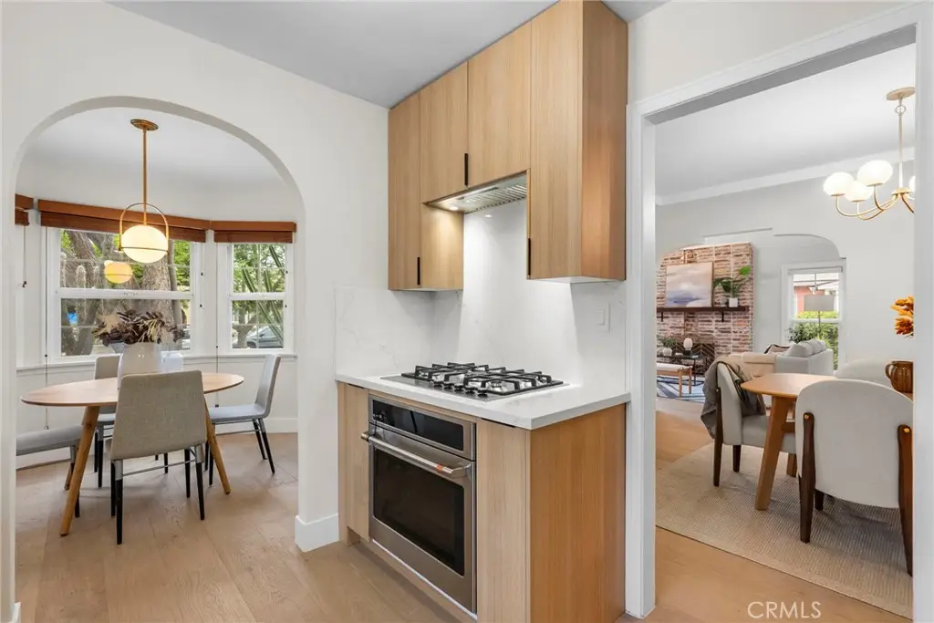 2928 11th Avenue, Los Angeles, CA 90018 - Image #1