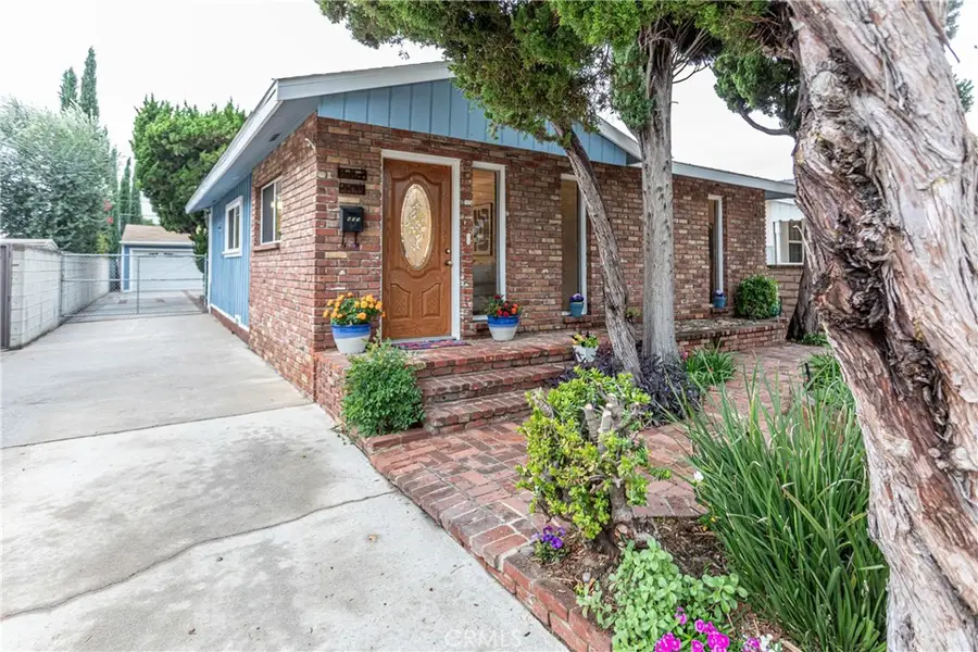 405 N Brighton, Burbank, CA 91506 - Image #2