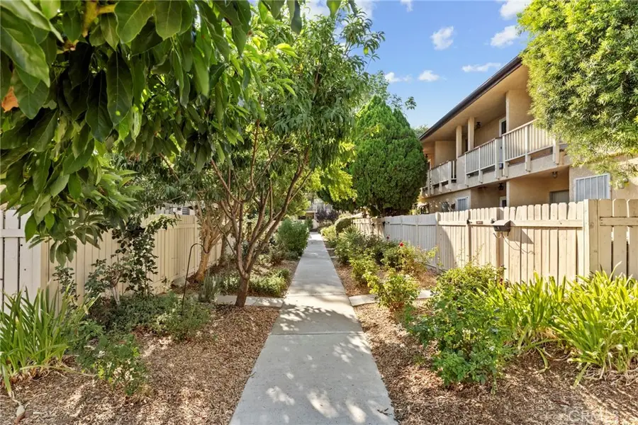 8031 Canby Ave #4, Reseda, CA 91335 - #3