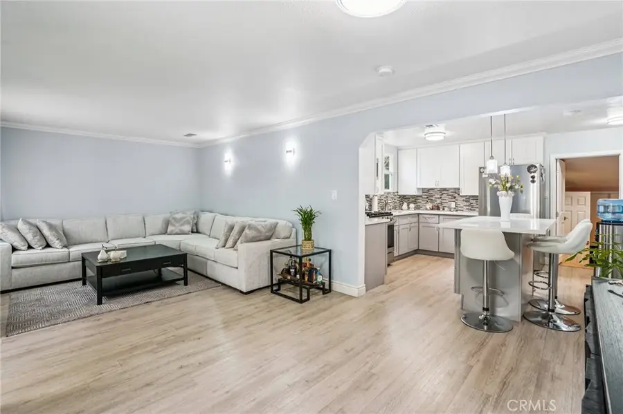 10141 Mcclemont Avenue, Tujunga, CA 91042 - Image #2