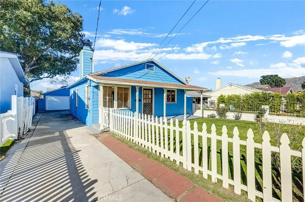 10335 Scoville Avenue, Sunland, CA 91040 - #1