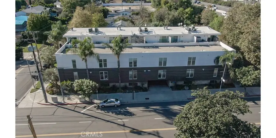 4705 Whitsett #106, Studio City, CA 91604 - Image #2