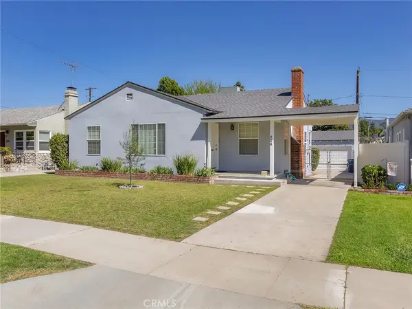 228 N Beachwood Drive, Burbank, CA 91506
